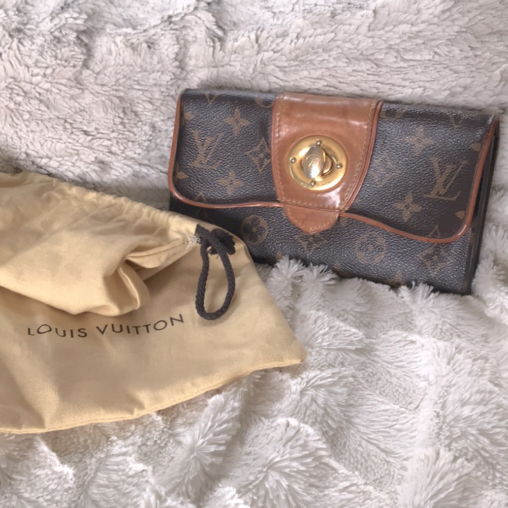 Louis Vuitton monogram Boetie wallet